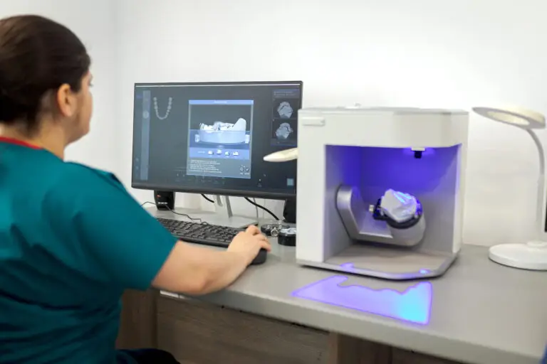 компьютерное 3d зубной коронки, вкладки, винира, люминира